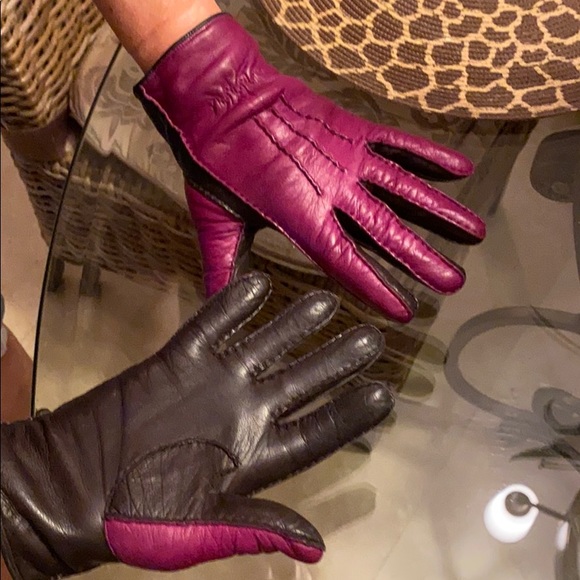 love moschino gloves